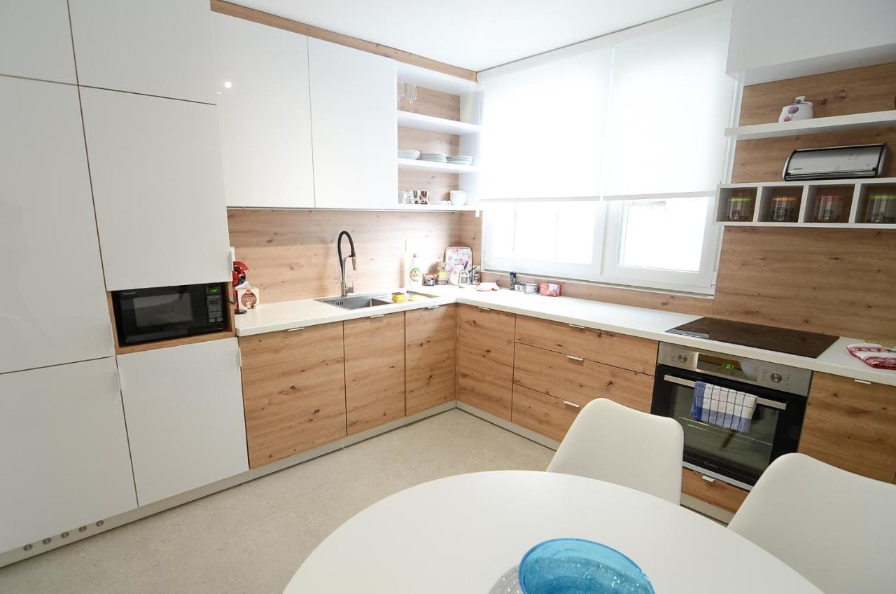 Sunset Square Apartment Sarajevo Ngoại thất bức ảnh